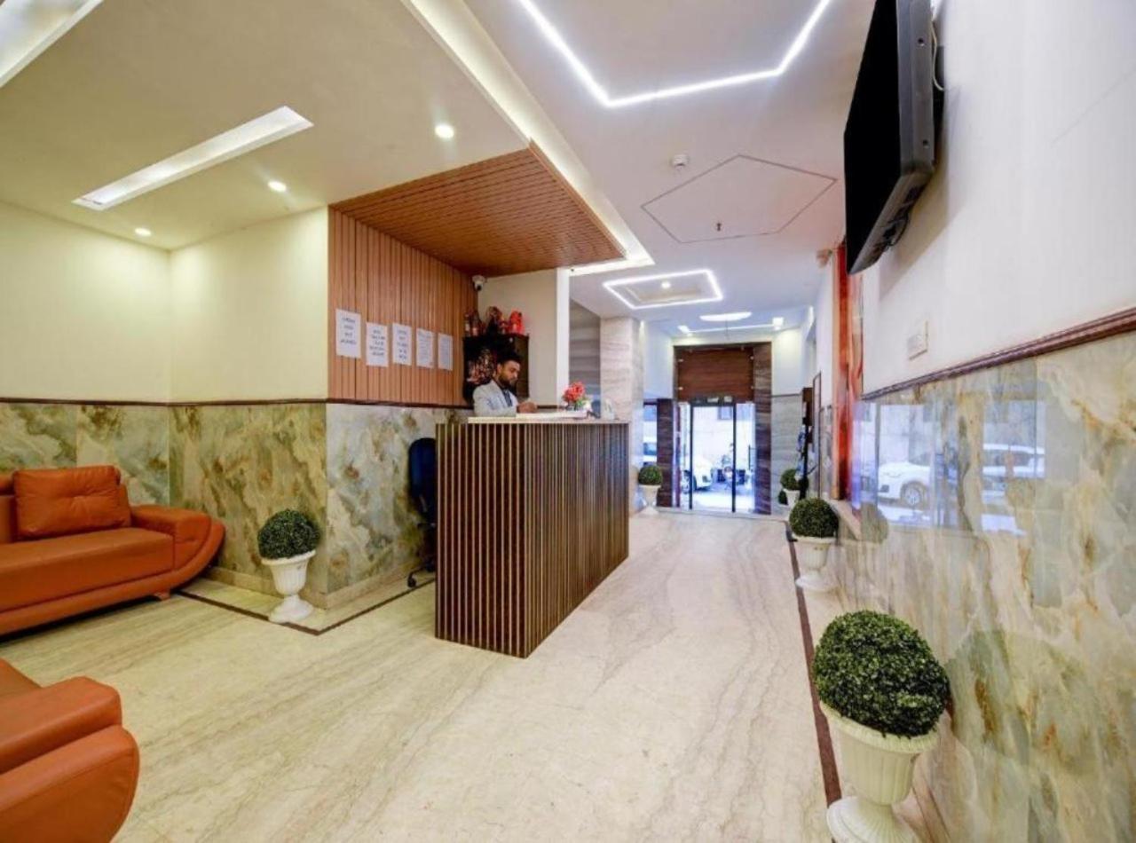 Rosewood Suites A Family Hotel Near Delhi Airport New Delhi Exterior photo